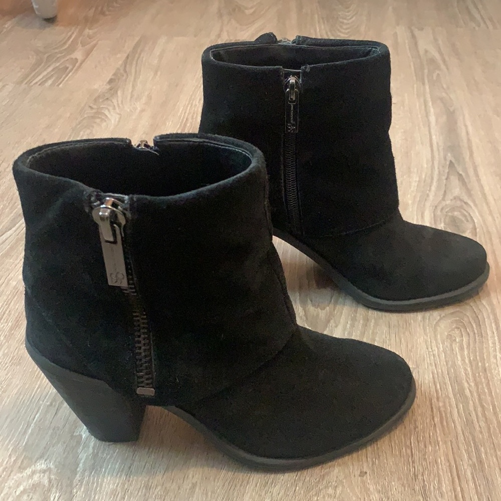 Jessica Simpson Booties🖤